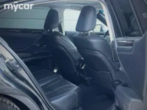 фото Lexus ES 2020 года с пробегом за 21052632 тенге в undefined - фото 4
