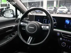 фото Hyundai Sonata 2023 года с пробегом за 13900000 тенге в undefined - фото 4