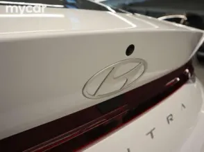 фото Hyundai Elantra 2023 года с пробегом за 9700000 тенге в undefined - фото 4