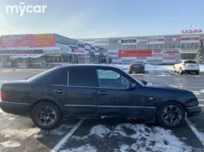 фото Mercedes-Benz E-Класс 1997 года с пробегом за 2200000 тенге в undefined - фото 4