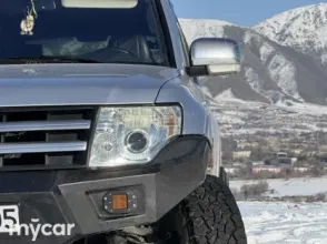 фото Mitsubishi Pajero 2007 года с пробегом за 9200000 тенге в undefined - фото 3