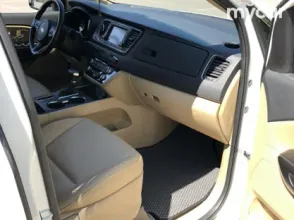 фото Kia Carnival 2019 года с пробегом за 12500000 тенге в undefined - фото 2