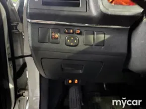 фото Toyota Avensis 2011 года с пробегом за 6300000 тенге в undefined - фото 4