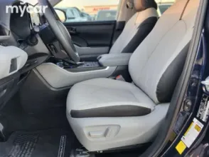 фото Toyota Highlander 2021 года с пробегом за 19500000 тенге в undefined - фото 2