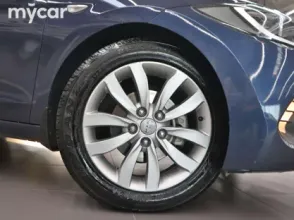 фото Hyundai Elantra 2018 года с пробегом за 8000000 тенге в undefined - фото 2