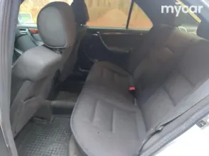 фото Mercedes-Benz C-Класс 1999 года с пробегом за 3500000 тенге в undefined - фото 3