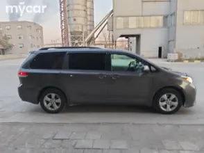 фото Toyota Sienna 2011 года с пробегом за 8400000 тенге в undefined - фото 3