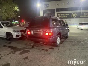 фото Lexus LX 2001 года с пробегом за 8800000 тенге в undefined - фото 2