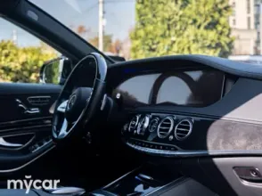 фото Mercedes-Benz S-Класс 2020 года с пробегом за 30000000 тенге в undefined - фото 2