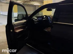 фото Chevrolet Tahoe 2020 года с пробегом за 25000000 тенге в undefined - фото 3