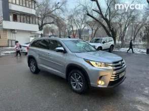 фото Toyota Highlander 2017 года с пробегом за 14800000 тенге в undefined - фото 4