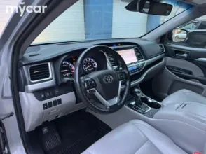 фото Toyota Highlander 2017 года с пробегом за 14800000 тенге в undefined - фото 2