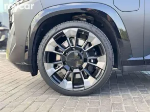 фото BMW XM 2023 года с пробегом за 95000000 тенге в undefined - фото 2