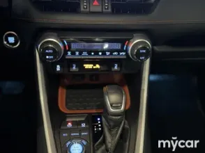 фото Toyota RAV4 2021 года с пробегом за 14600000 тенге в undefined - фото 4