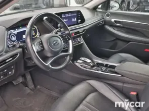 фото Hyundai Sonata 2022 года с пробегом за 12990000 тенге в undefined - фото 2