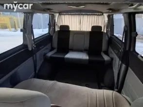 фото Toyota Regius 1998 года с пробегом за 7000000 тенге в undefined - фото 3