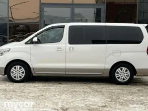 фото Hyundai H-1 2018 года с пробегом за 14700000 тенге в undefined - фото 3