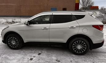 фото Hyundai Santa Fe 2013 года с пробегом за 9400000 тенге в undefined - фото 4