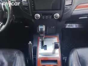 фото Mitsubishi Pajero 2006 года с пробегом за 9000000 тенге в undefined - фото 3