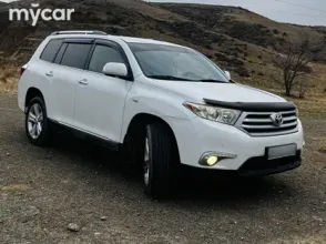 фото Toyota Highlander 2013 года с пробегом за 12500000 тенге в undefined - фото 4