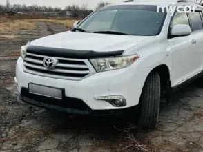 фото Toyota Highlander 2013 года с пробегом за 12500000 тенге в undefined - фото 3