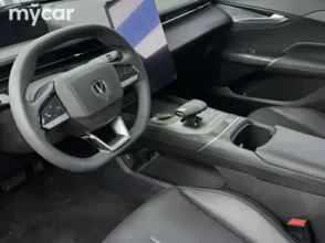 фото Changan Eado 2025 года с пробегом за 9000000 тенге в undefined - фото 2