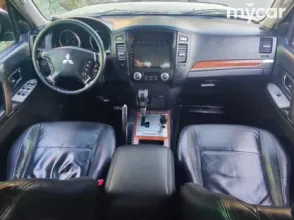 фото Mitsubishi Pajero 2006 года с пробегом за 9000000 тенге в undefined - фото 4