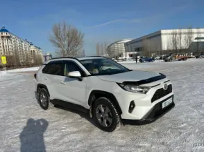 фото Toyota RAV4 2023 года с пробегом за 19000000 тенге в undefined - фото 4
