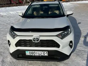 фото Toyota RAV4 2023 года с пробегом за 19000000 тенге в undefined - фото 3