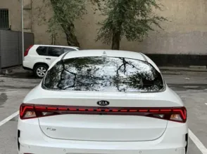 фото Kia K5 2021 года с пробегом за 12500000 тенге в undefined - фото 4