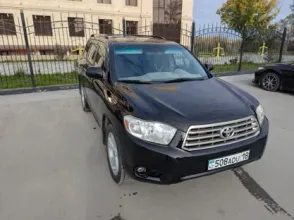 фото Toyota Highlander 2009 года с пробегом за 11500000 тенге в undefined - фото 4