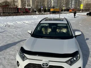 фото Toyota RAV4 2023 года с пробегом за 19000000 тенге в undefined - фото 1