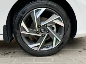фото Hyundai Elantra 2024 года с пробегом за 12000000 тенге в undefined - фото 2