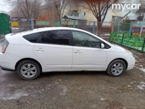 фото Toyota Prius 2005 года с пробегом за 4300000 тенге в undefined - фото 4