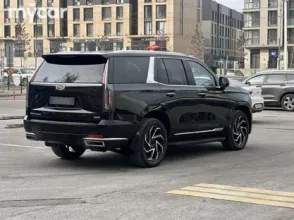 фото Cadillac Escalade 2021 года с пробегом за 40000000 тенге в undefined - фото 4