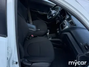 фото Kia Rio 2014 года с пробегом за 3900000 тенге в undefined - фото 4