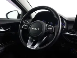 фото Kia Cerato 2021 года с пробегом за 9000000 тенге в undefined - фото 3