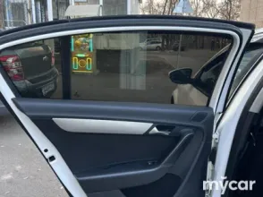 фото Volkswagen Passat 2013 года с пробегом за 5500000 тенге в undefined - фото 2