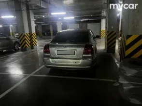 фото Toyota Avensis 2003 года с пробегом за 3200000 тенге в undefined - фото 4