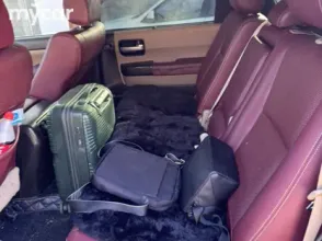 фото Toyota Sequoia 2008 года с пробегом за 13200000 тенге в undefined - фото 4