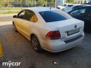 фото Volkswagen Polo 2013 года с пробегом за 4500000 тенге в undefined - фото 4