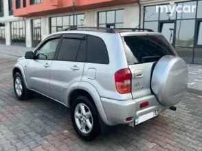 фото Toyota RAV4 2001 года с пробегом за 5200000 тенге в undefined - фото 4
