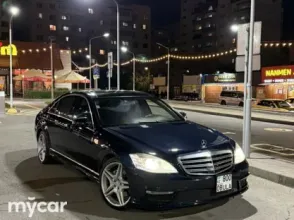 фото Mercedes-Benz S-Класс 2006 года с пробегом за 7400000 тенге в undefined - фото 1