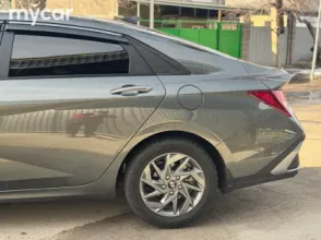 фото Hyundai Elantra 2024 года с пробегом за 9850000 тенге в undefined - фото 3