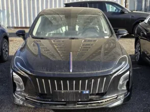 фото Hongqi E-QM5 2024 года с пробегом за 7999000 тенге в undefined - фото 2