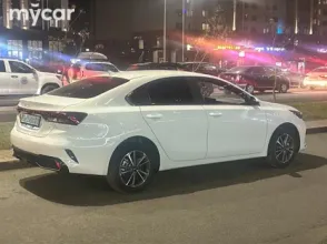 фото Kia K3 2023 года с пробегом за 8000000 тенге в undefined - фото 2