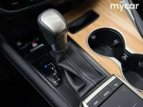 фото Lexus RX 2022 года с пробегом за 30700000 тенге в undefined - фото 4