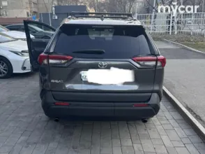 фото Toyota RAV4 2020 года с пробегом за 14300000 тенге в undefined - фото 3