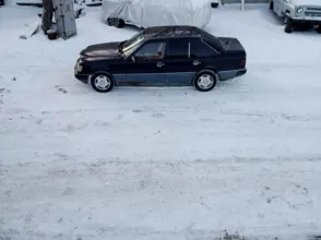 фото Mercedes-Benz E-Класс 1992 года с пробегом за 1000000 тенге в undefined - фото 1