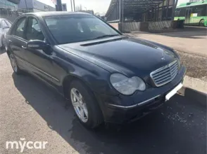 фото Mercedes-Benz C-Класс 2002 года с пробегом за 2600000 тенге в undefined - фото 2